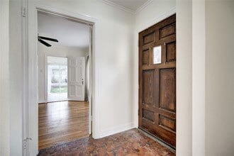 5419 Longview St in Dallas, TX - Foto de edificio - Building Photo