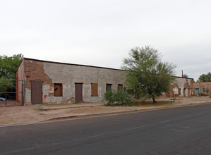 576 S Convent Ave in Tucson, AZ - Building Photo - Building Photo