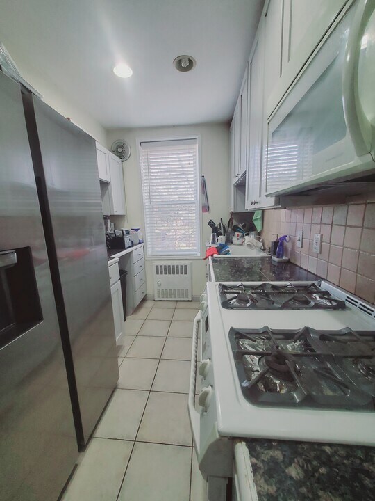 7 4th St, Unit 3 in Stamford, CT - Foto de edificio