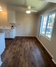 15622 Pasadena Ave, Unit 6 in Tustin, CA - Building Photo - Building Photo
