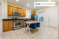 61 Hillside St photo'