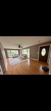 7858 Erie St in Sylvania, OH - Foto de edificio - Building Photo