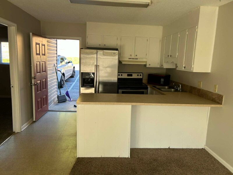 1326 N Frye Ave in Newton, NC - Building Photo