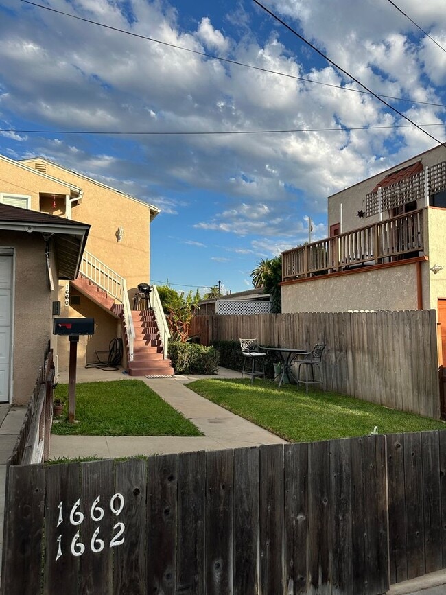 property at 1662-1662 Grand Ave