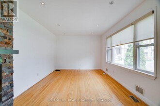 12 Glen Agar Dr in Toronto, ON - Building Photo - Building Photo