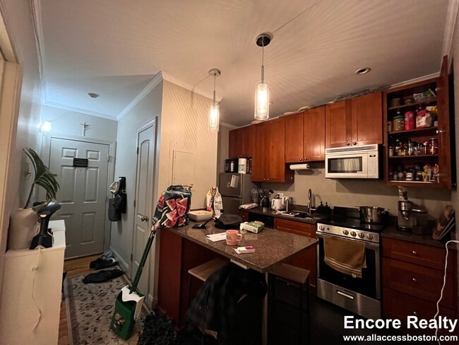 property at 17 Garrison St