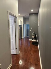 511 South St, Unit 3 in Philadelphia, PA - Foto de edificio - Building Photo