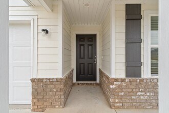 630 Whispering Creek Ave in Freeport, FL - Building Photo - Building Photo