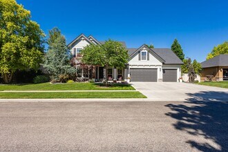 387 N Morning Glory Way in Eagle, ID - Building Photo - Building Photo