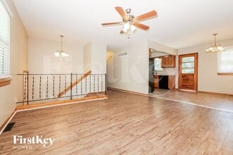 117 Baker St in Buckner, MO - Building Photo - Building Photo