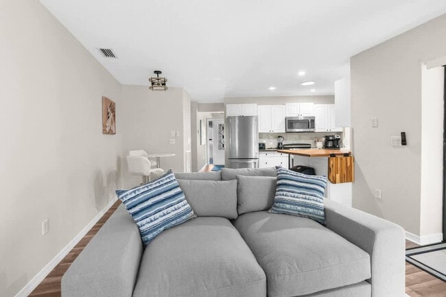 property at 13501 Whitby Rd