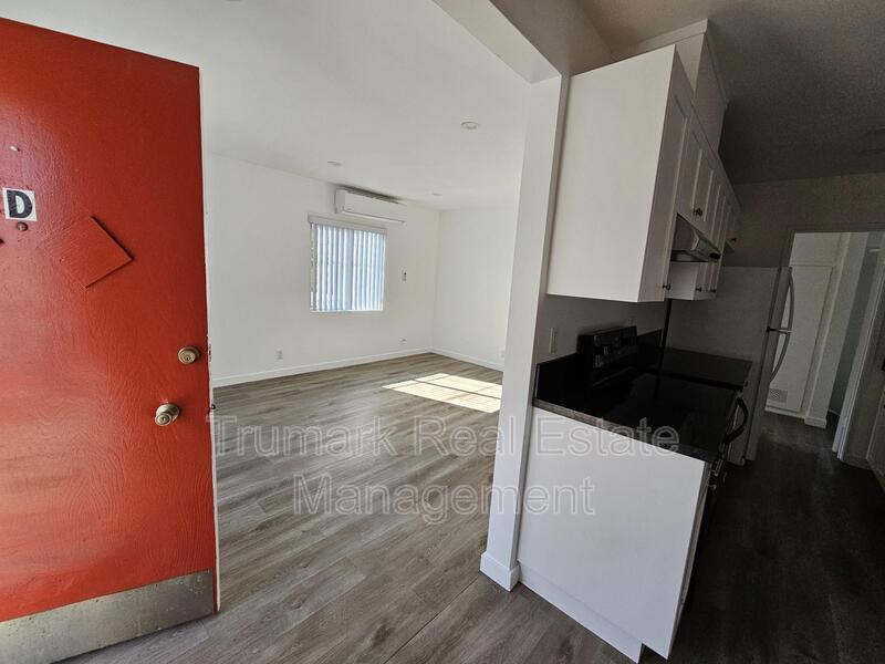 2936 Honolulu Ave in Glendale, CA - Building Photo