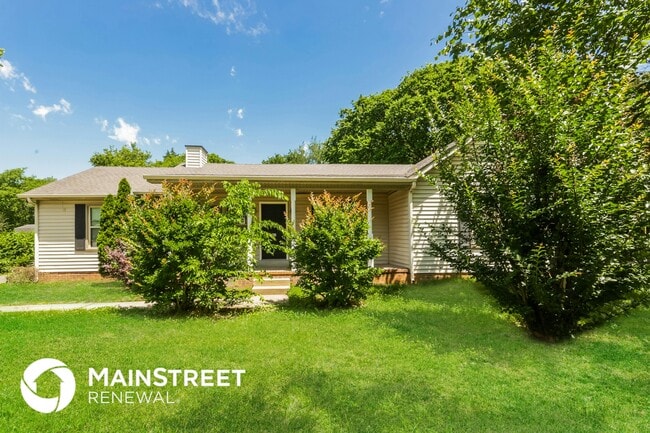 property at 4930 Cloverhill Dr
