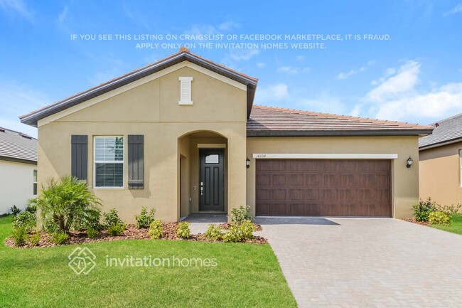 property at 14334 17th Ct E