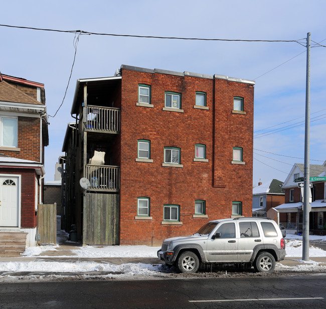 81-83 Gibson Ave in Hamilton, ON - Building Photo - Building Photo