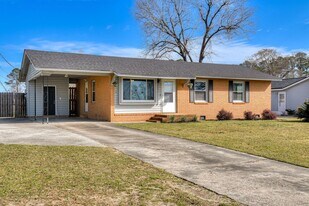 3517 Stardust Dr in Martinez, GA - Building Photo