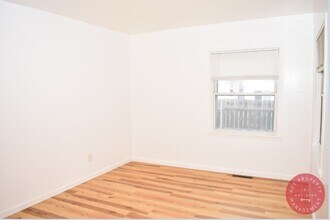137 F St in San Diego, CA - Building Photo - Building Photo