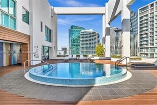 55 SE 6th St, Unit 4307 in Miami, FL - Building Photo