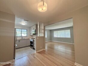 3219 Oak St in Jacksonville, FL - Building Photo - Building Photo