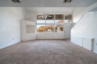 Earl’s Point Condominiums in Hot Springs, AR - Building Photo - Building Photo