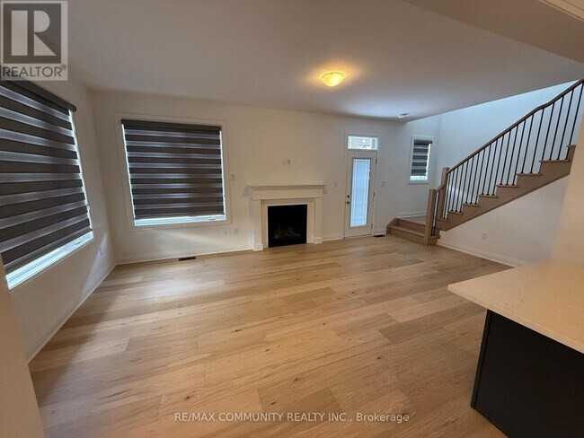 3407 Braeside Wy in Pickering, ON - Building Photo - Building Photo