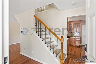 35685 Terrace Dr in Fremont, CA - Foto de edificio - Building Photo