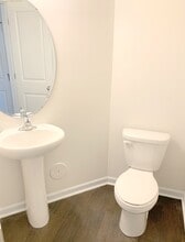 6115 Guildford Hill Ln in Charlotte, NC - Building Photo - Building Photo