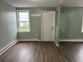 126 Ashland St in Griswold, CT - Building Photo - Building Photo