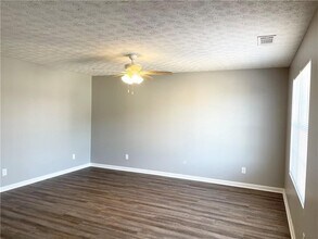 7748 Bernardo Dr in Riverdale, GA - Building Photo - Building Photo