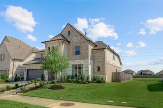 1922 Pleasant Grove Dr in Missouri City, TX - Building Photo - Building Photo