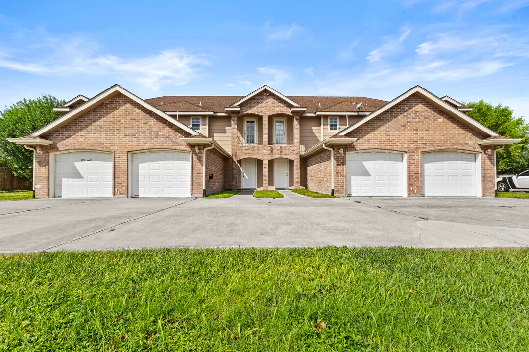 3610 N Arroyo Park Ln in Harlingen, TX - Building Photo