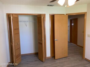 4596 Wandering Oaks Ct in Jacksonville, FL - Building Photo - Building Photo