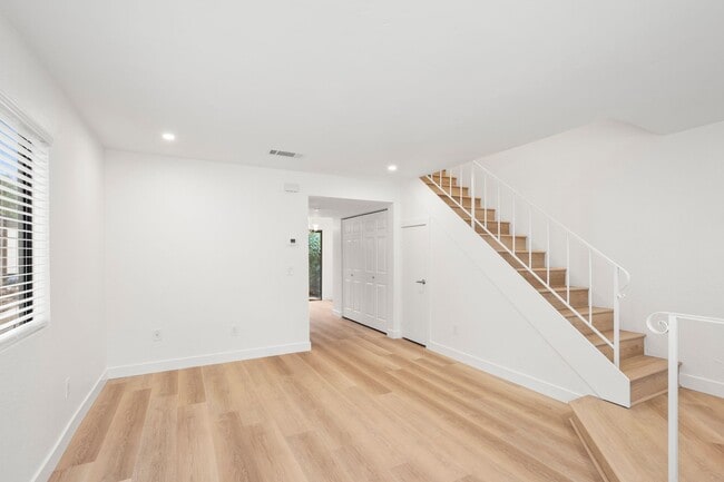 property at 2646 Alpine Blvd