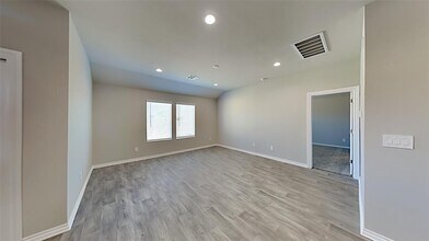 4220 Colt Dr in Mustang, OK - Building Photo - Building Photo