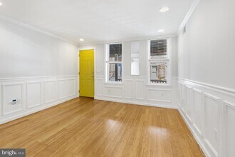 2238 Titan St in Philadelphia, PA - Building Photo - Building Photo