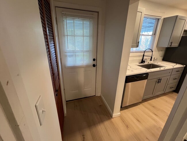 6036 Sawyer St in Pittsburgh, PA - Building Photo - Building Photo