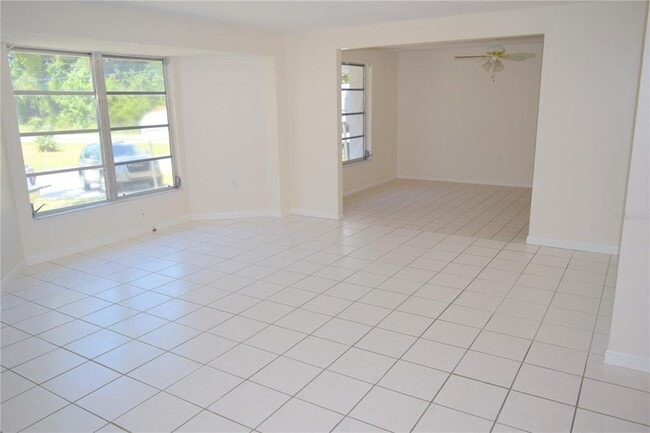 1639 Manor Rd in Englewood, FL - Building Photo - Building Photo
