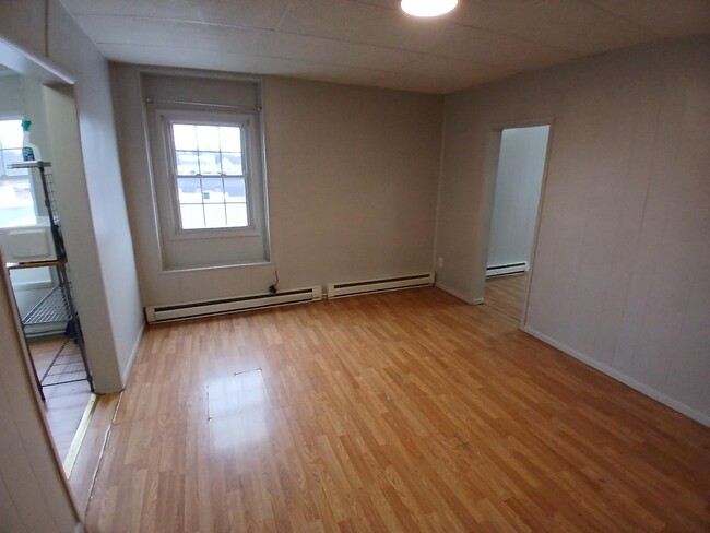 126 E Main St in Front Royal, VA - Building Photo - Building Photo