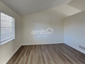 14592 E 52nd Ave in Denver, CO - Building Photo - Building Photo