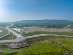 Milton Meadows North Subdivision in Milton, ON - Building Photo - Building Photo