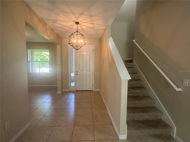 6309 Lantern View Pl in Apollo Beach, FL - Foto de edificio - Building Photo