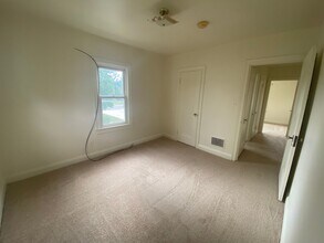 211 E 5th St in Monroe, MI - Building Photo - Building Photo