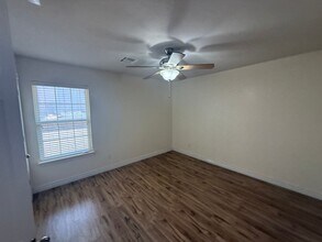 1704 Dorothy Dr in Moore, OK - Building Photo - Building Photo