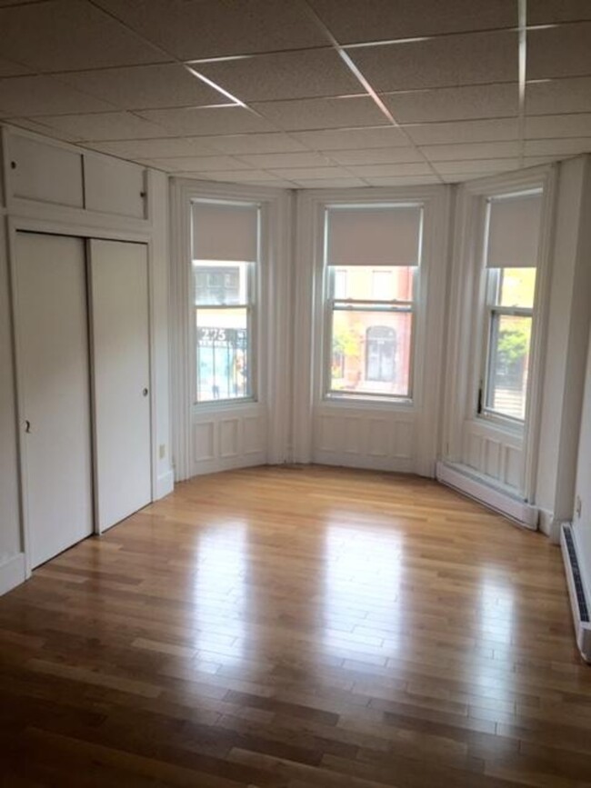 272A Newbury St, Unit 2 in Boston, MA - Building Photo - Building Photo