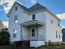 804 Beech St in Manchester, NH - Building Photo