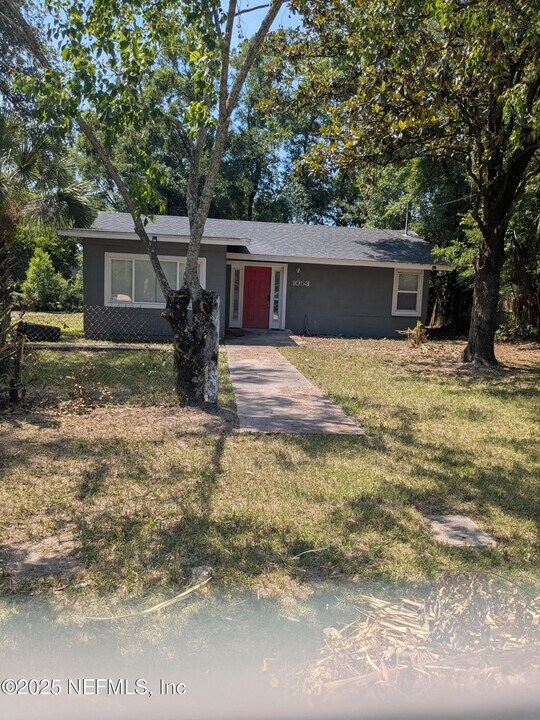 1053 Kenmore St in Jacksonville, FL - Building Photo