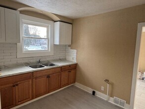 9400 Lakepointe St in Detroit, MI - Building Photo - Building Photo