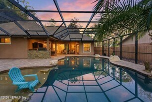 144 Warren Cir in Fruit Cove, FL - Building Photo