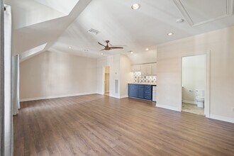 3 Courtlandt Pl in Houston, TX - Building Photo - Building Photo