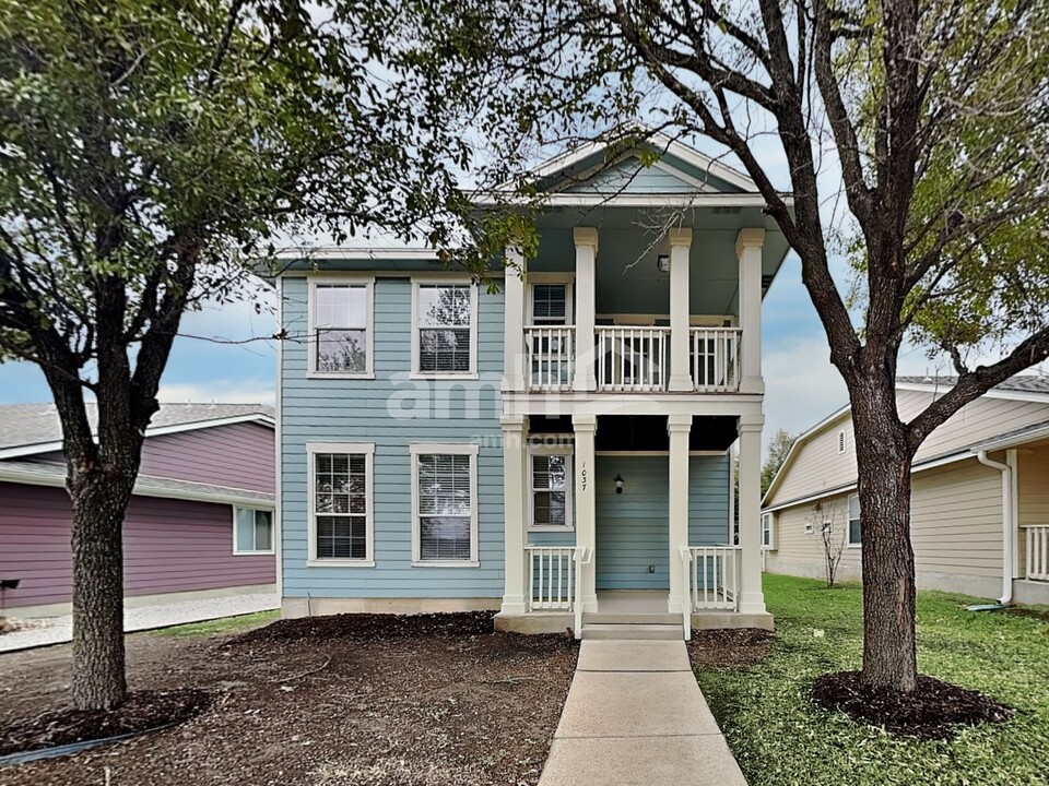 1037 King Cotton Ln in Round Rock, TX - Building Photo